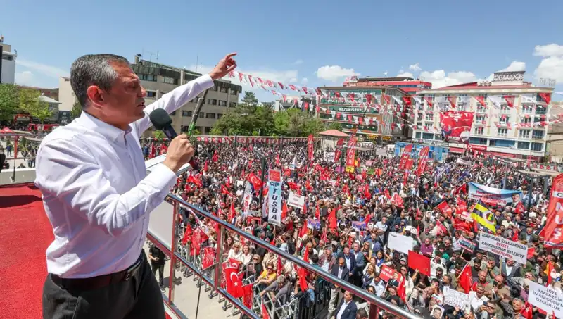 Özgür Özel’den Güçlü Mesaj: Örgütün Silah Bırakma Kararını Destekliyoruz
