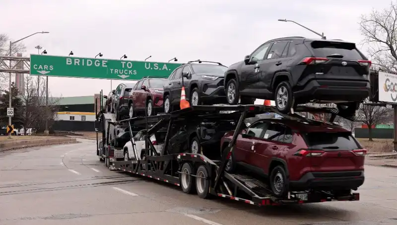 Toyota'nın Amerika'da Hibrit Araç Stratejisi Değişiyor: Ne Beklemeliyiz?