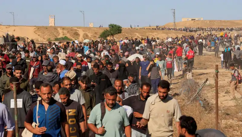 İsrail Gazze'de İnsani Yardım Sırasında Alevlenen Çatışmalarda 15 Filistinli Hayatını Kaybetti