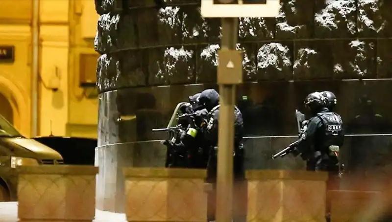 Rusya’da Silahlı Saldırı: Çatıya Çıkıp Rastgele Ateş Açtı