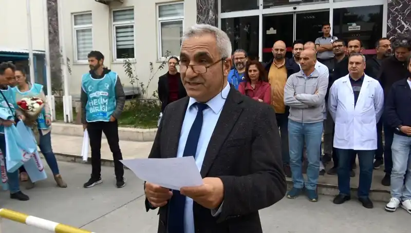 Antalya'da Doktora Saldırı: Sağlık Çalışanları Grevde!
