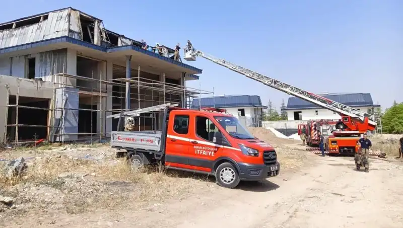 Ankara Gölbaşı'ndaki Villaların Yakınında Yangın Paniği: Olayın Arkasında Ne Var?