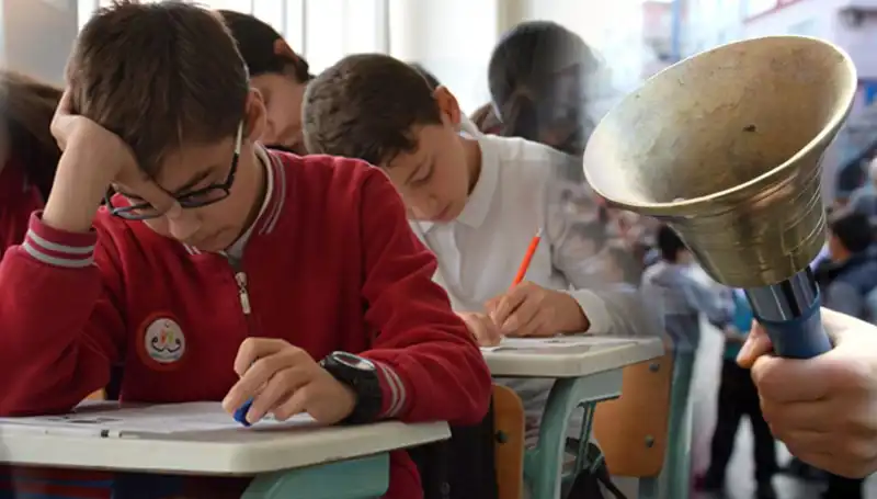 Okullarda Ara Tatil 9 Gün Mü? MEB 2024-2025 Takvimi Açıklandı