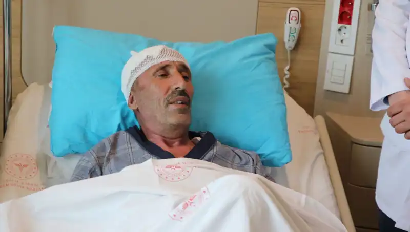Şiddetli Baş Ağrısı Nasıl Beyin Kanamasının Belirtisi Olabilir?