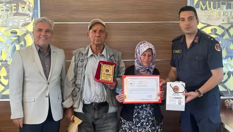 Hayatlarını Değiştiren Fedakarlık: Tek Evi Jandarmaya Bağışladılar
