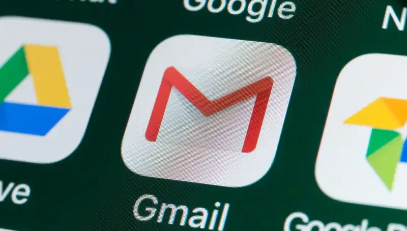 Gmail’e Yapay Zeka Destekli Arama Güncellemesi ile Verimliliği Artıracak Yenilikler