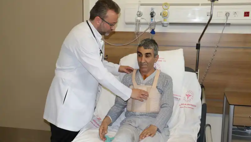 Hayat Kırılma Noktasında: 6 Ayda İki Kez Aort Damarı Yırtılan Genç Adamın Mücadelesi