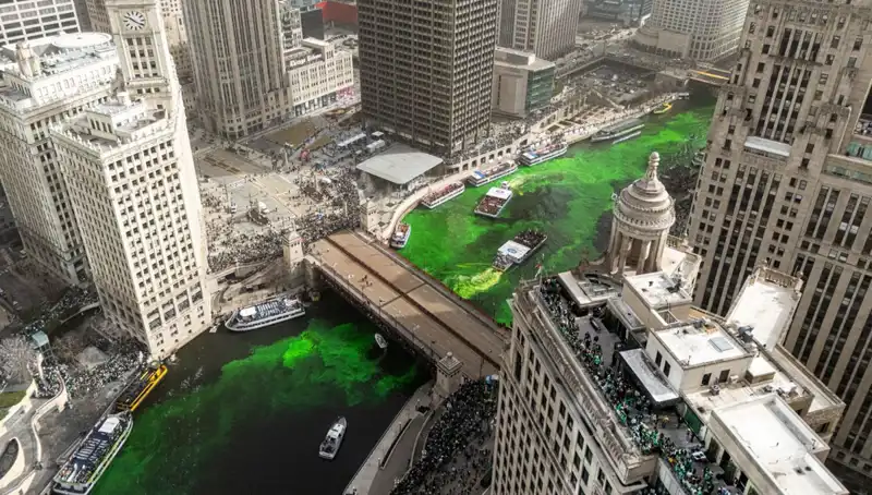 Chicago Nehri, Aziz Patrick Günü İçin Nasıl Yeşile Boyandı?