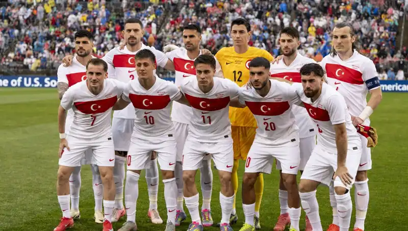FIFA Dünya Sıralaması Açıklandı: Hangi Ülkeler Zirveye Yerleşti?