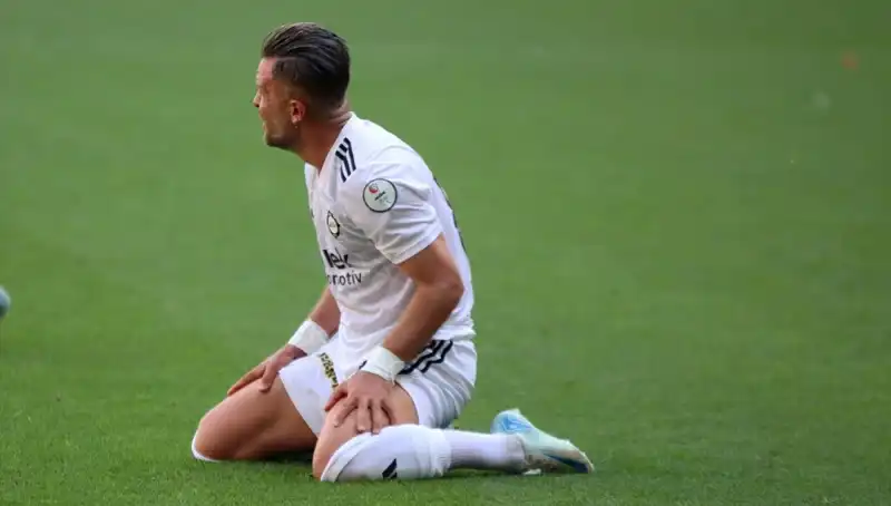 Futbol Kulüpleri İflas Korkusuyla Yüz Yüze: Puan Silme Cezaları Sıra Dışı Bir Tehdit!