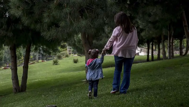 Yargıtay'dan Çarpıcı Koruyucu Aile Kararı: Çocuk Görüşmelerine Yeni Düzenleme