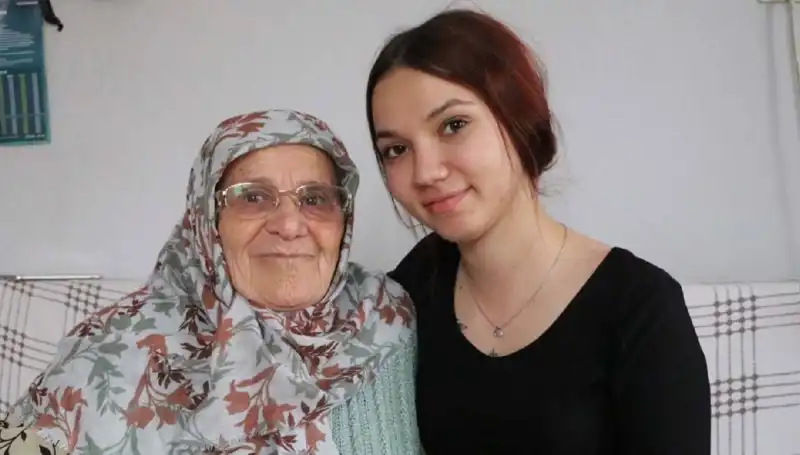 Anneanne Terliği Silah Sayıldı: 4 Yıl Hapis Cezasıyla Şok Gelişme