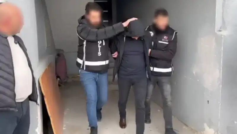 Dört İlde Dev Operasyon: Çetelere Darbe, Beton Güvenlik Sağlandı!