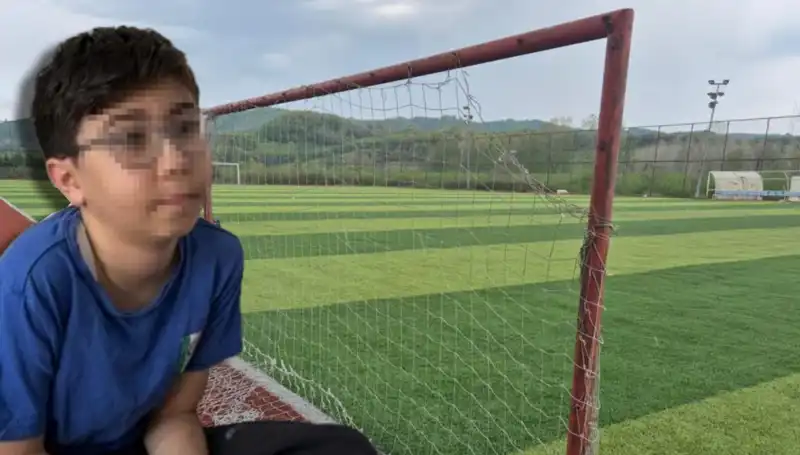 Halı Saha Kazası: Mahmut'un Çift Görme Problemi ve İhmalin Sonuçları