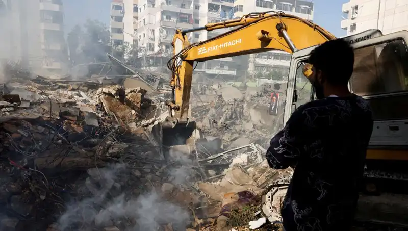 İsrail'in Lübnan Saldırısında İki Yaralı: Olayın Perde Arkası