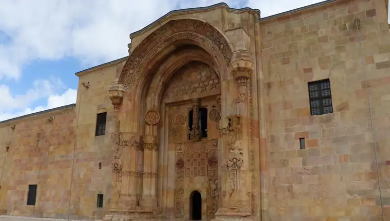 Divriği Ulu Camii ve Darüşşifası: Tarihle Buluşma Noktası