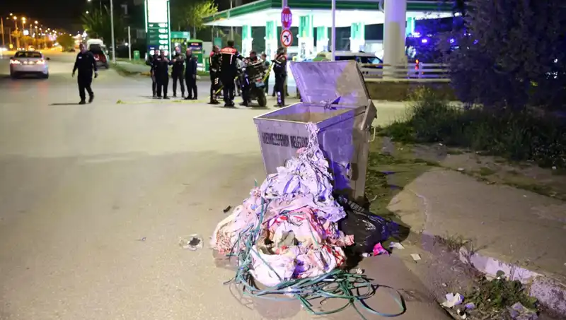 Kadın, Bebeğini Çöp Konteynerine Attı: Tutuklandı!