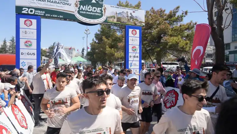 Niğde Yarı Maratonu'nda Doğuş Holding Farkı: 518 Sporcu Yarıştı