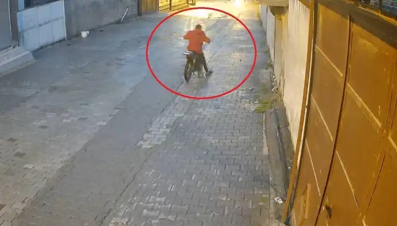 Motosiklet Hırsızı, Çaldığı Araç Arızalanınca Çaresiz Kaldı!