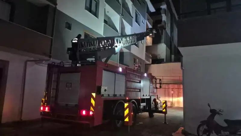 Uyuyakalan Çocuk, Mahallede Unutulmaz Bir Fırtına Yarattı!
