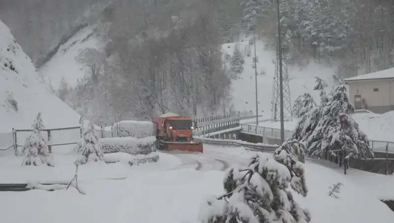 Bolu Dağı’nda Kar Yağışı: Doğa Tutkunları İçin Bir Cennet