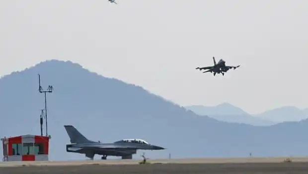 Güney Kore'de Askeri Tatbikatta Dehşet: Savaş Uçağı Yanlışlıkla Köyü Bombaladı