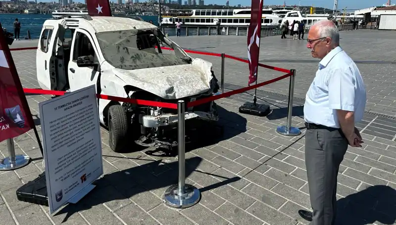 15 Temmuz'un İzleri: Tankların Ezdiği Otomobiller Sergisi Ziyarete Açıldı
