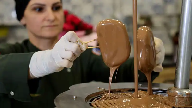 Dondurmanın Kilogram Fiyatı Bin Lira, Yaz Sıcaklarında Rekor Satışlar!