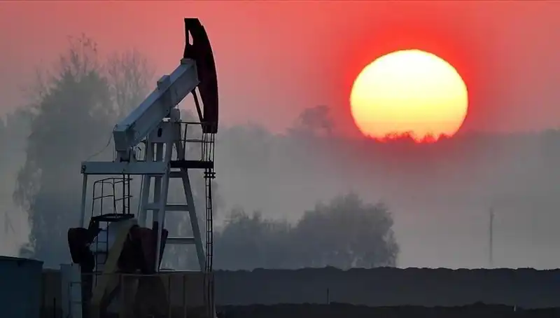 ABD'de Petrol Sondaj Kuleleri Neden Azalıyor? Ekonomik ve Çevresel Sebepler