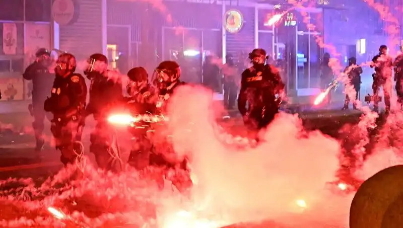 Los Angeles’taki Protestolar Tüm ABD’yi Sarsıyor: Yeni Bir İsyan Dalgası mı?