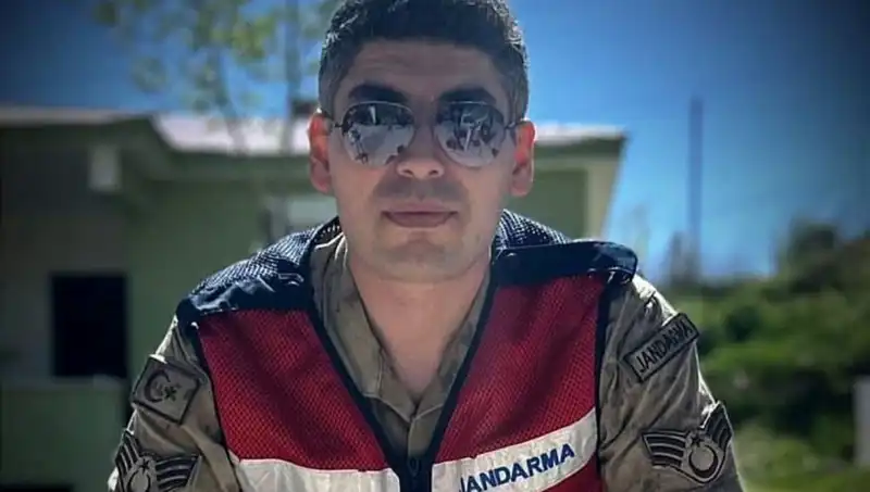 Kadir Astsubay Halı Saha Maçında Hayatını Kaybetti: Detaylar Üzücü