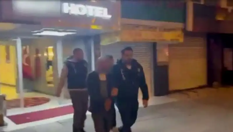 Ankara'da Fuhuş Operasyonunda 4 Otel Mühürlendi, 12 Kişi Gözaltında!