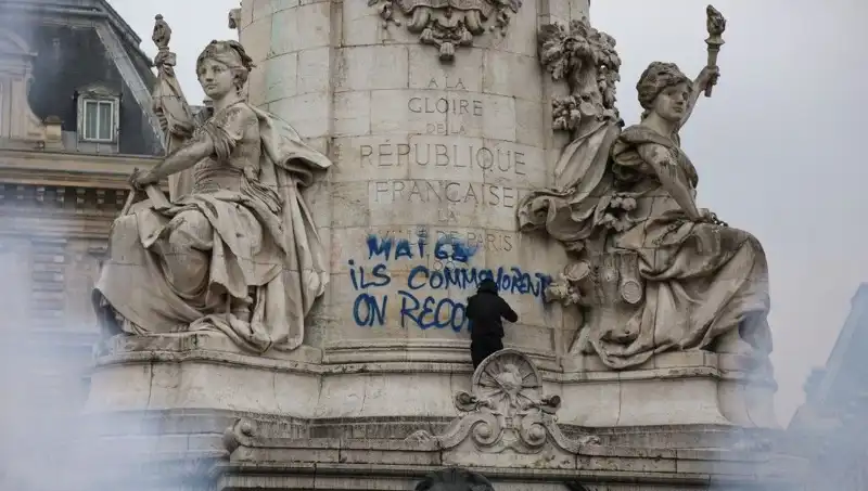 Paris Belediyesi’nden Grafiticilere Büyük Savaş İlanı!