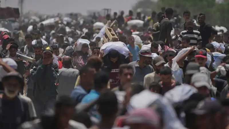 İsrail Saldırıları: 798 Filistinli Hayatını Kaybetti, Yardım Bekleniyor