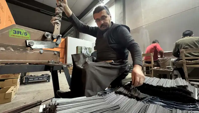 Eşinin Ata Mesleğine Yenilik Getiren Kadın, 24 Ülkeye Ürün Satıyor!