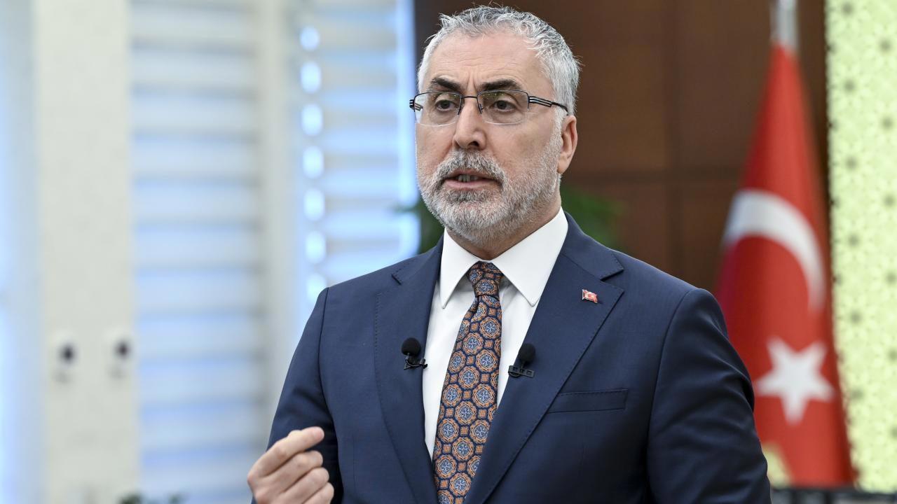 Bakan Işıkhan: Asgari Ücrette İyileştirmeye Açığız