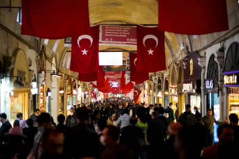 Kapalıçarşı'da 100 Milyon Liralık Vurgun: Korumalar ve Lüks Toplantılar Şoke Ediyor!