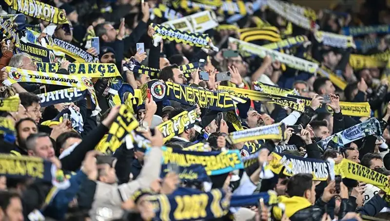 Fenerbahçe'nin Kombine Fiyatları Açıklandı: Taraftarlar Neler Bekliyor?