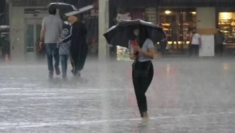 Marmara Bölgesi'nde Serin Hava ve Şiddetli Yağış Beklentisi