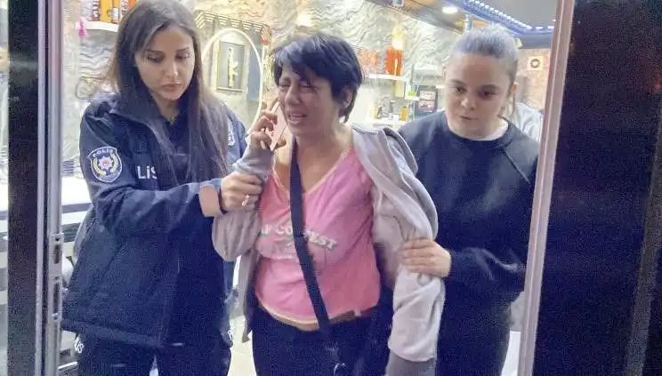 Kadın Polise Hayvan Hakları Gereği "Köpek" Dedi, İtirazlar Kıyameti Kopardı