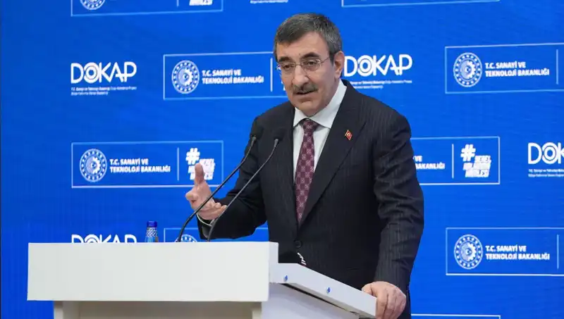 Cevdet Yılmaz'dan Ekonomiye Yön Verecek Açıklamalar: Enflasyonu Düşürmek İlk Önceliğimiz