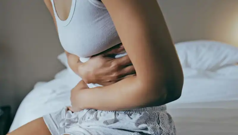 Mide Ağrısı İle Geçiştirilen Belirti: Önce Mide Kanseri Tanısı
