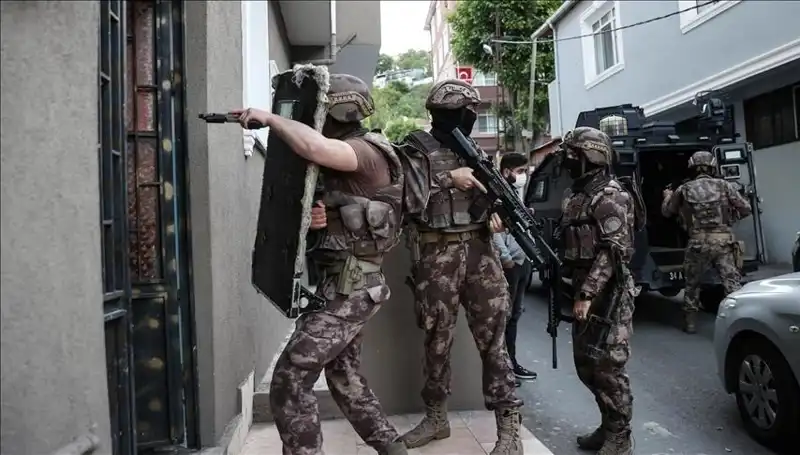 İstanbul'da DAEŞ'e Yönelik Büyütülen Operasyon: 20 Kişi Gözaltında