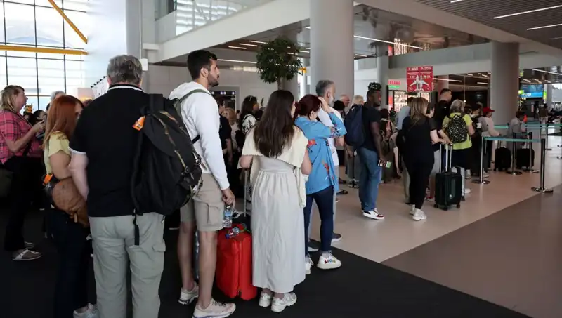İstanbul Havalimanı’nda Bayram Yoğunluğu: Uçuş Sayısı Rekor Düzeyde!