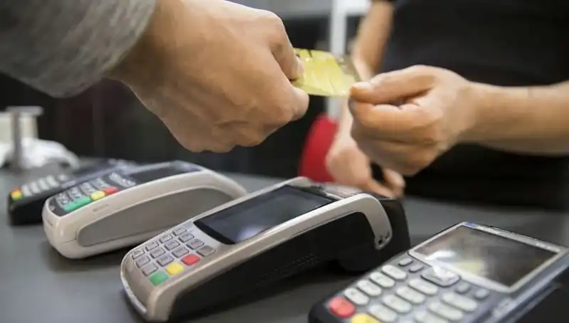 Kartlı Harcamalarda Gizli Artış: Yeni Dönem Finans Yöntemleri ve Riskler