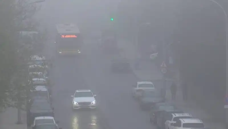 İstanbul'da Gizemli Sis: Nedenleri ve Etkileri Neler?
