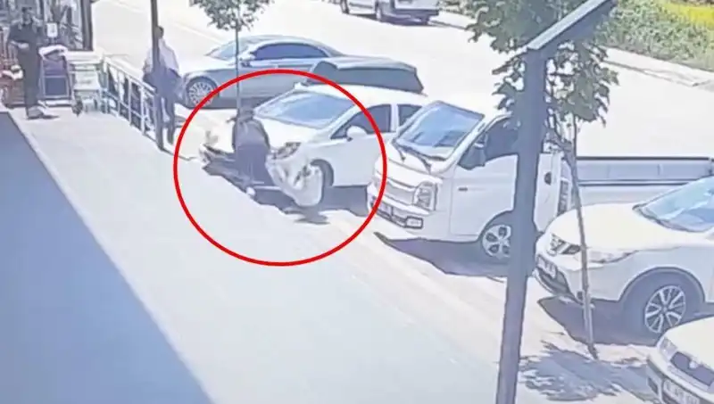 Yalova'da Lise Öğrencisi Aracın Altında Kaldı, Kazanın Sebebi Şaşırttı!