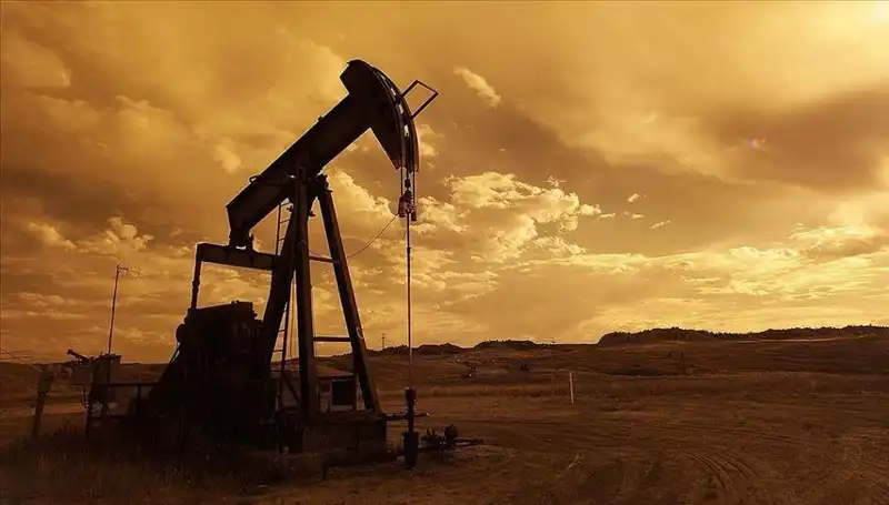 Orta Doğu'da Gece Yarısı Şok: Petrol Fiyatları Neden Yükseldi?