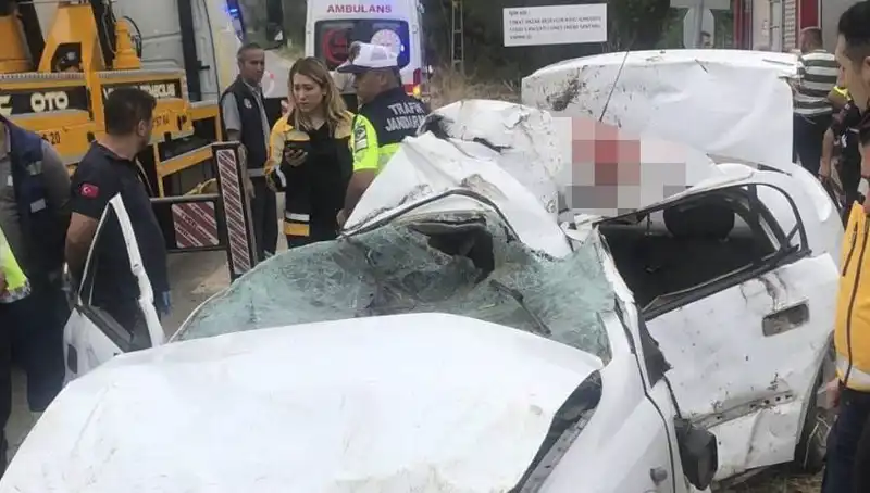 Tokat'ta Otomobil Devrildi: Sürücü Hayatını Kaybetti, Olayın Sebepleri Neler?