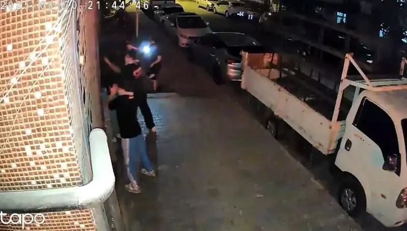 Kadınlara Etek Giydirip Darp Edenlerin Saldırısının Detayları Ortaya Çıktı